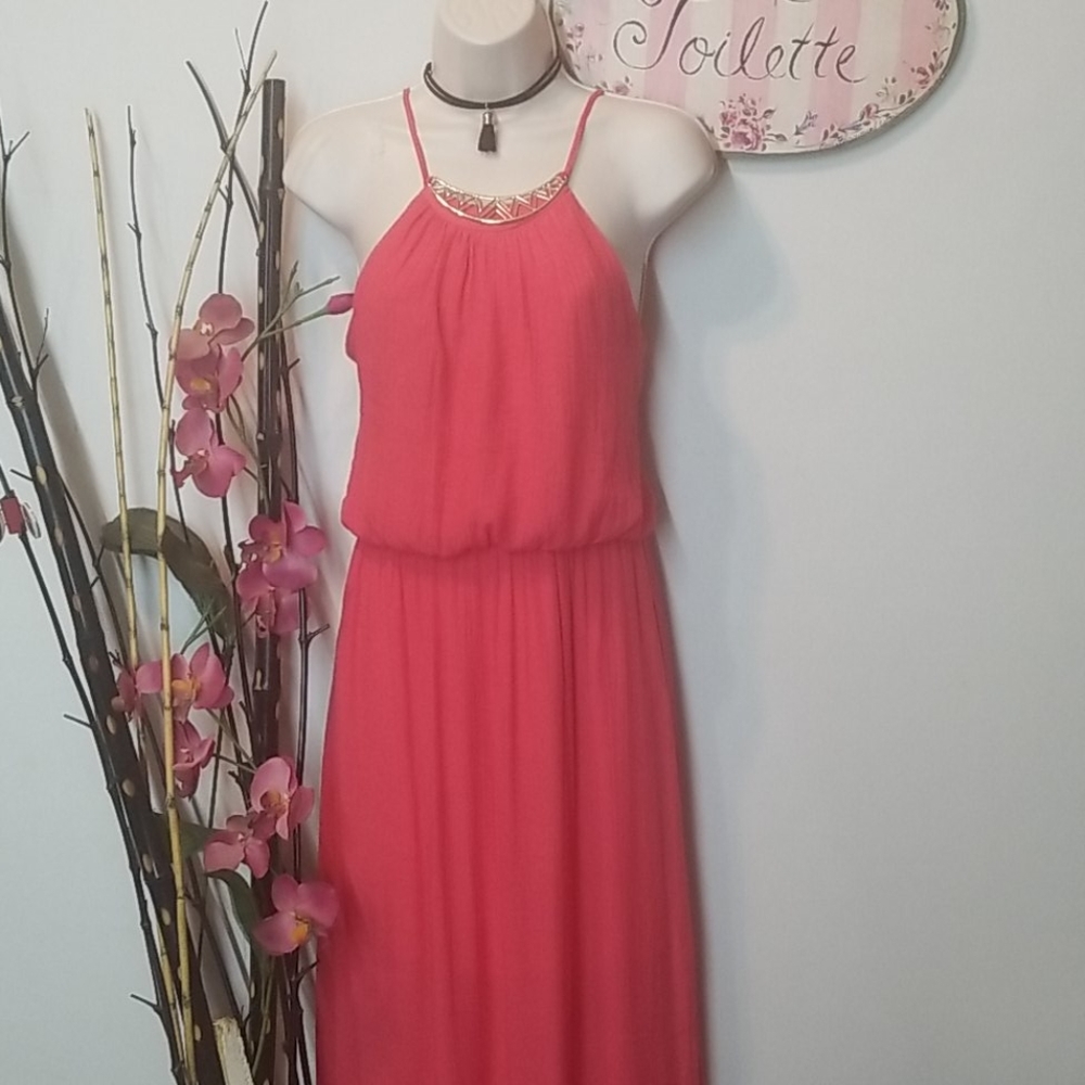 NWOT LILY ROSE MAXI DRESS